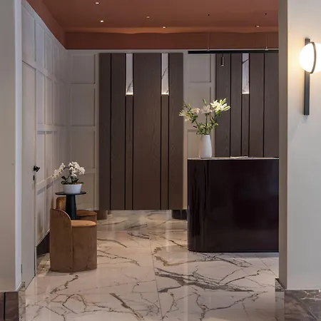 Del Corso 3* Milano