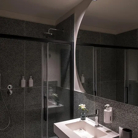 Del Corso 3* Milano