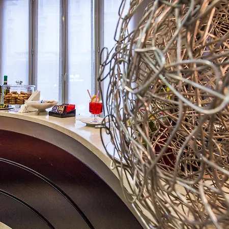 Del Corso 3* Milan