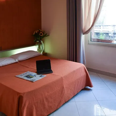 Del Corso 3* Milan