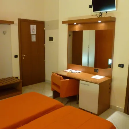 Del Corso 3* ميلان
